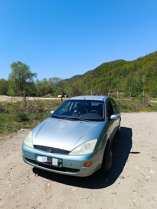 Vand Ford Focus berlina