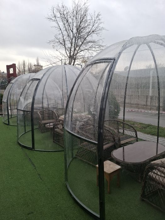 Установка баннер и тент, прозрачные сарафаны