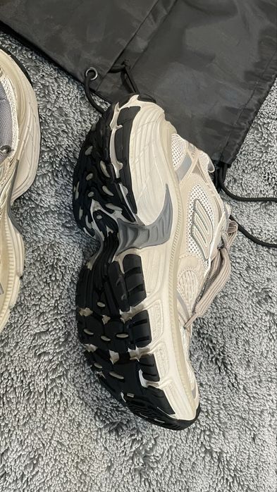 Sneakers Balenciaga 6XL bej, mărimea 40