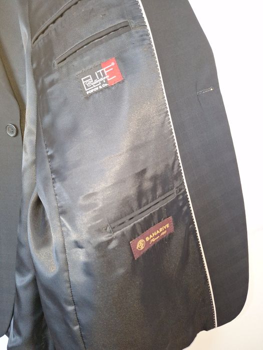 Продавам мъжко сако