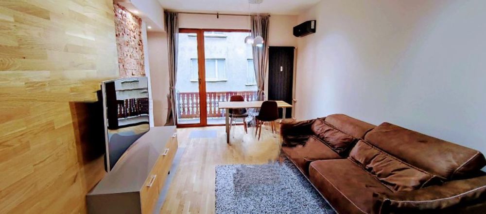 Дава се под наем Тристаен апартамент в София, Гео Милев - 78 кв.м за 831 € - Снимка #1