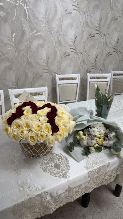 Продам букет цветов срочно