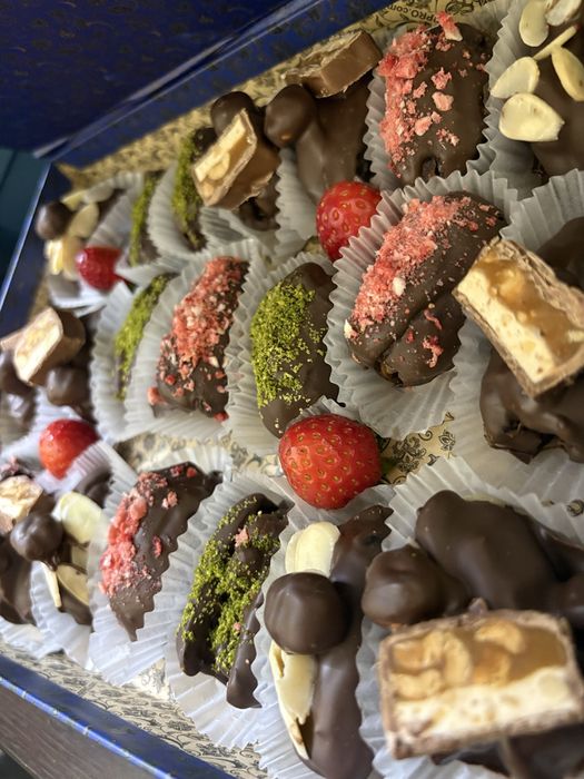 Финики в шоколаде подарочный набор