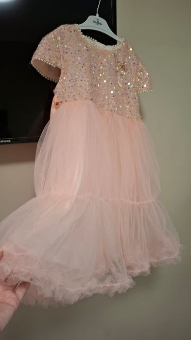 Нарядное детское платье