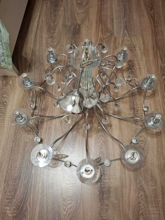 Люстра для гостиной