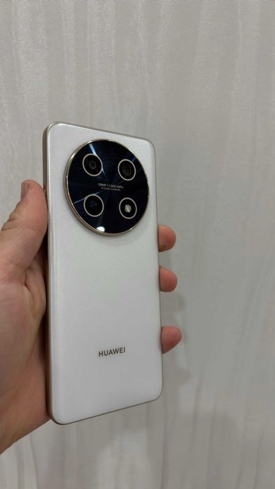 Huawei nova 13i срочно сатылады