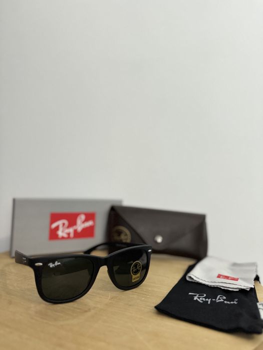 Vand ochelari de soare RayBan 120RON/BUC