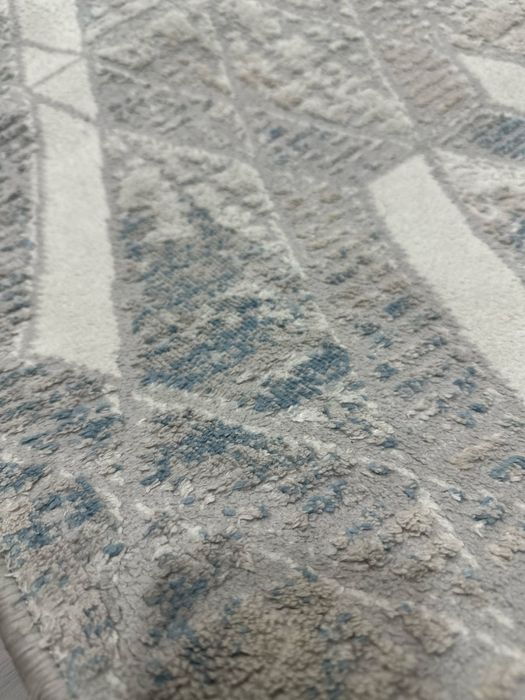 продам ковер в хорошем состоянии