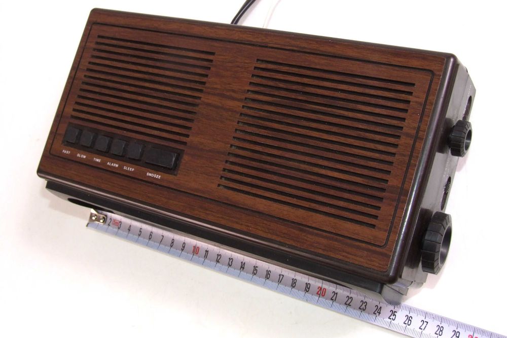 Radio - Ceas englezesc BINATONE (unde lungi, medii, ultrascurte)
