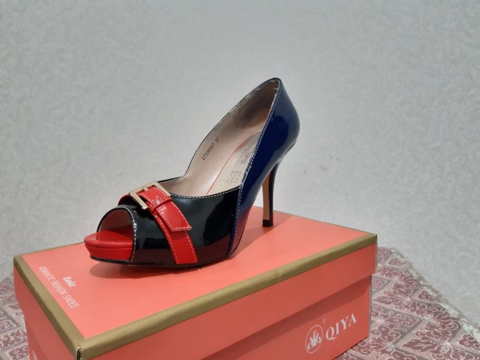 Туфли, босоножки