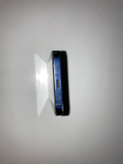 Обменяю Iphone 12 mini