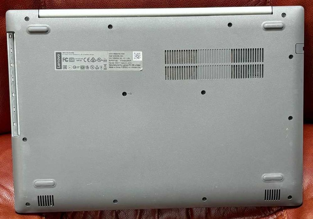 laptop Lenovo ideapad 320 i5-7200u 12GB, SSD 240 + HDD 1TB, Win 10 Pro