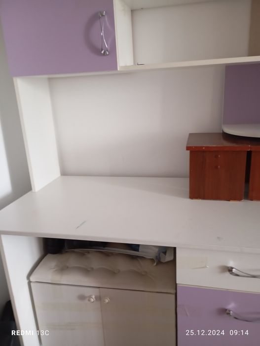 Стол ученика,для девочки