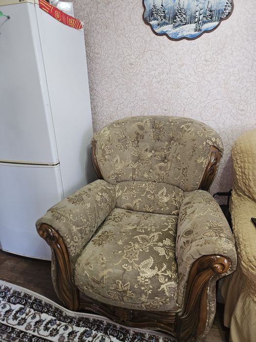 Продам  2 кресла Потютьков
