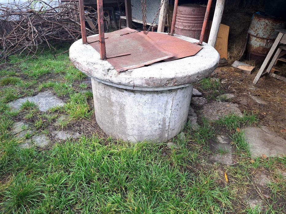 Vand casa batraneasca