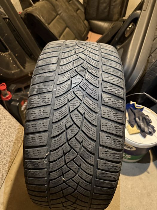Anvelope iarna 255/40/19