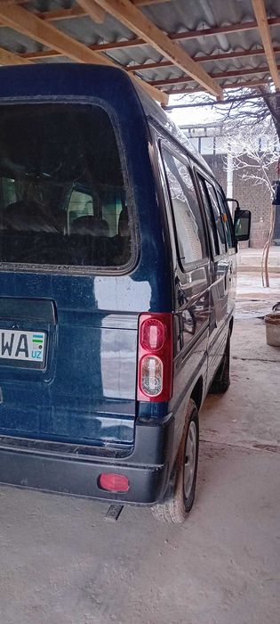 Damas dilyuks sotiladi