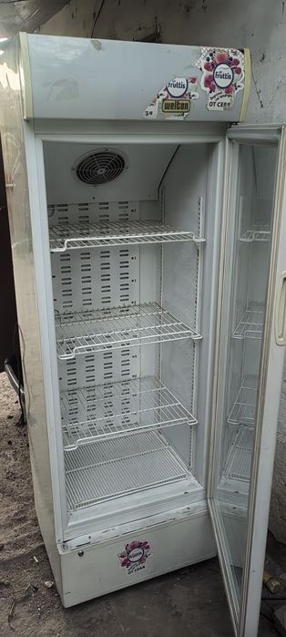Продам холодильник