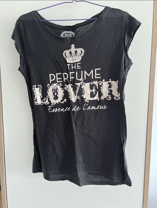 Tricou Bershka mărimea M