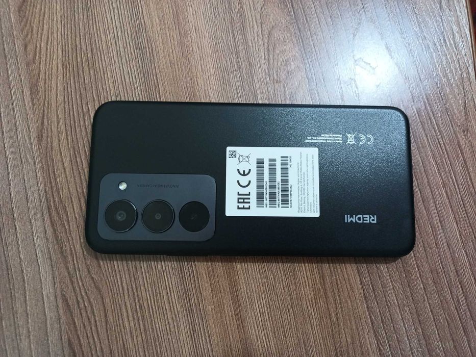 Redmi 15 8/256gb идеал.сост., 144Гц 6.9"