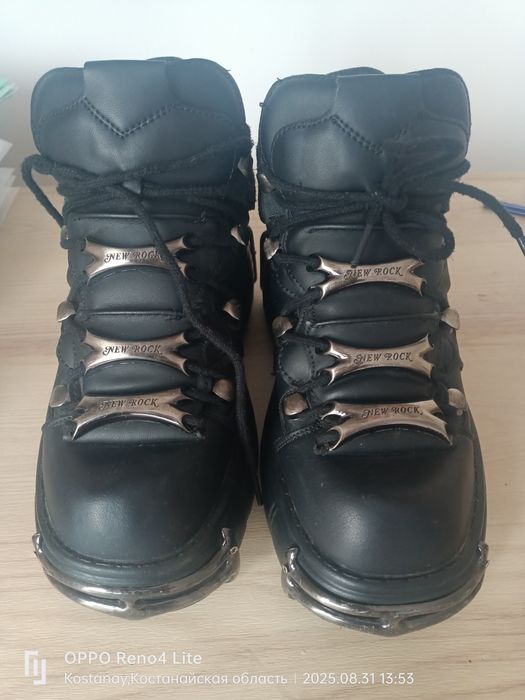 Кроссовки New Rock