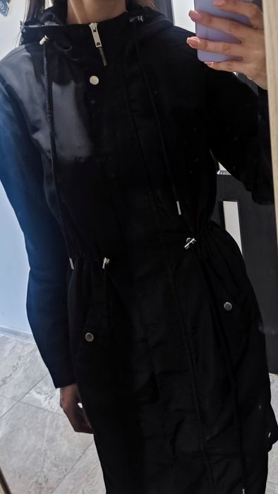 Черно яке House.