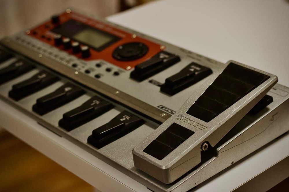 Продавам Педал за бас китара