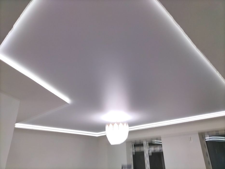 натяжные потолок