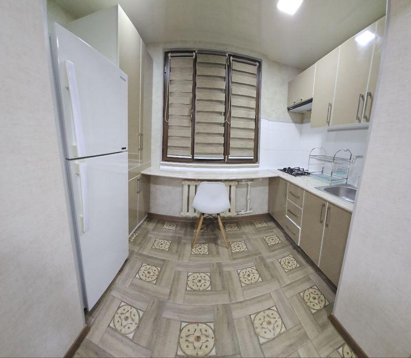 Сдается 2 ком ЦУМ. Алея. 110 школа