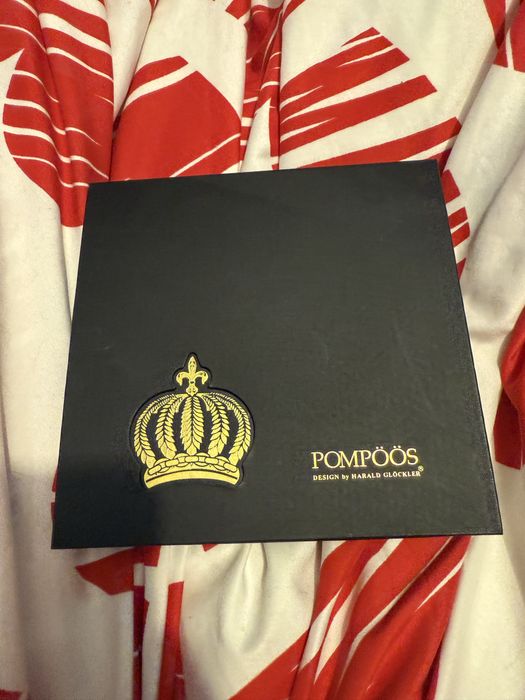 Перлена огърлица POMPÖÖS с глава на пантера