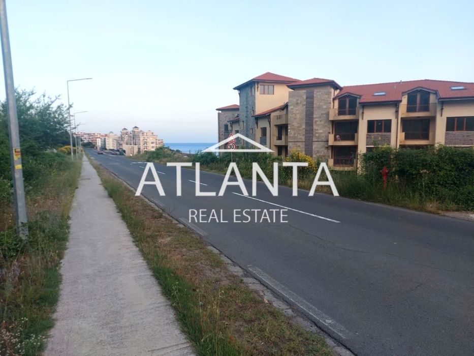 Продава се Парцел в Свети Влас - 3000 кв.м за 112 €/кв.м - Снимка #1