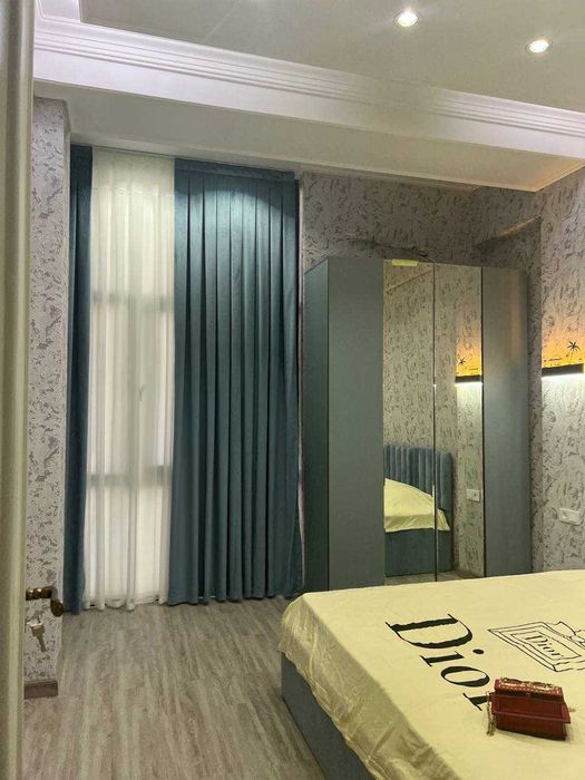 Мирзо  Улугбек  Паркент Авеню аренда