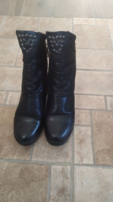 Vând ghete de iarnă