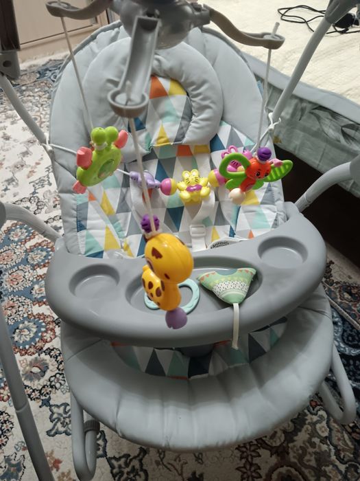 Шезлонг детский почти новый