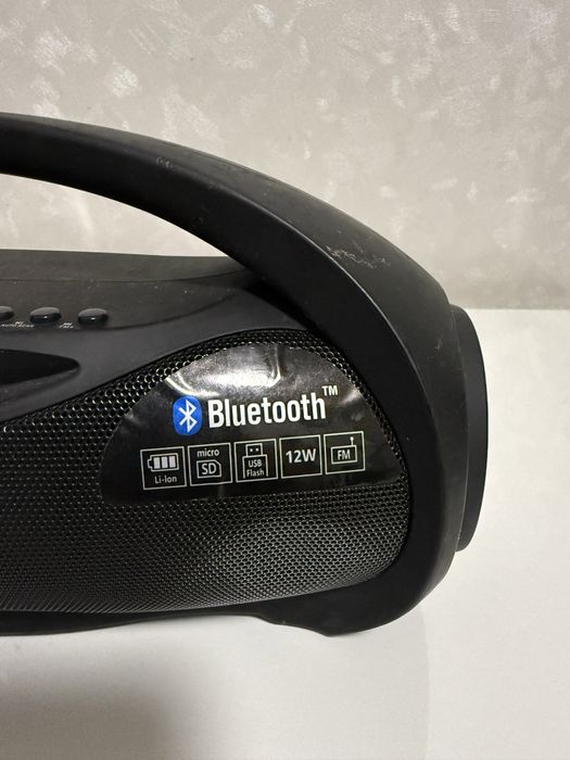 Продам bluetooth колонку.