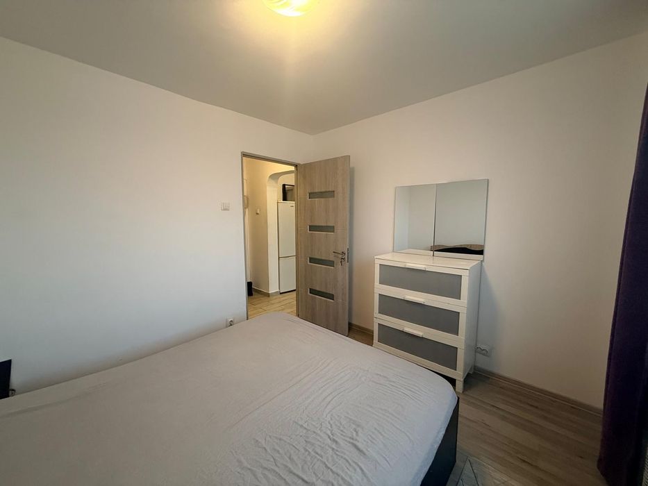 Apartament 2 decomandat  camere Mobilat-Straja Huedin Berceni Reșița Brâncoveanu
