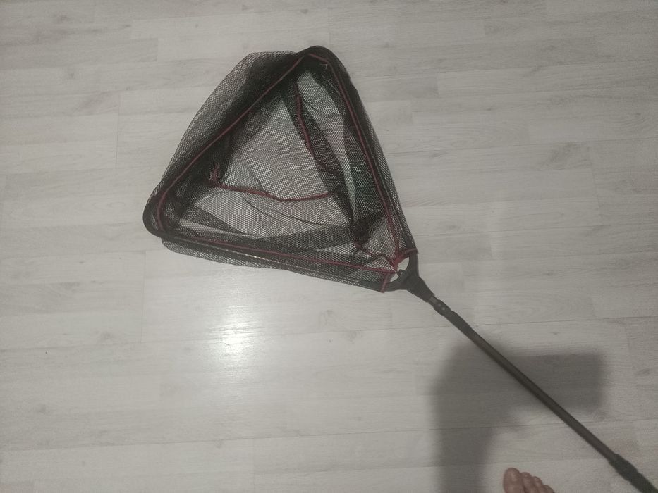 Срочно продам Спиннинги Электра 2.4м 3 шт