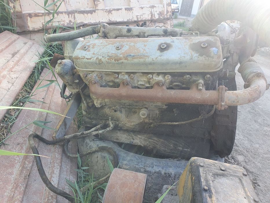 Мотор ЯМЗ 238 иккита бири пиостой бири турбинали