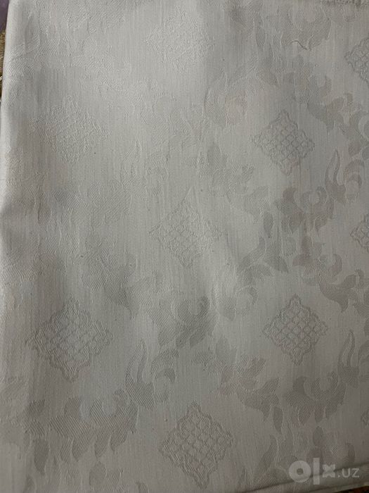 Различные льняные скатерти
