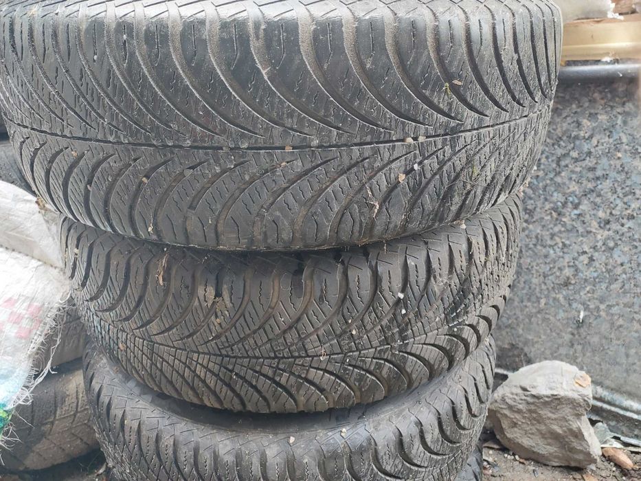 Vand cauciucuri iarna si vara