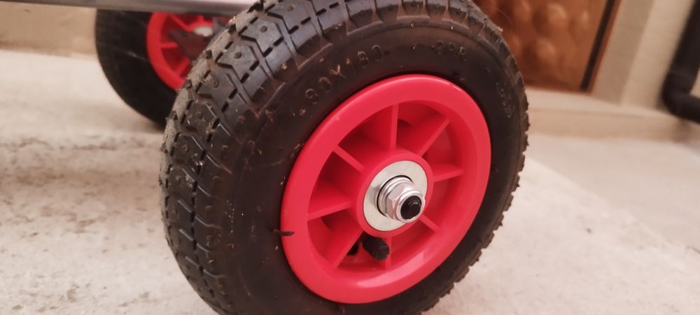 Детски картинг с надуваеми гуми