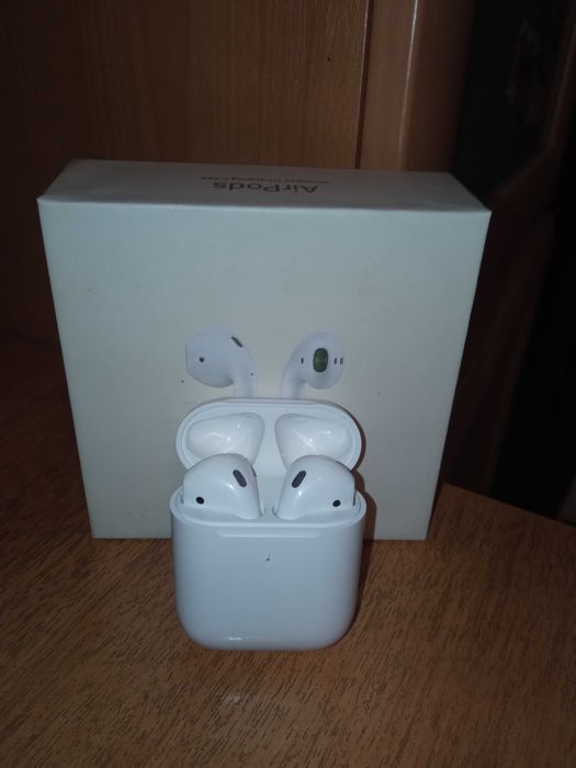 Apple Airpods 2 оригинал срочно