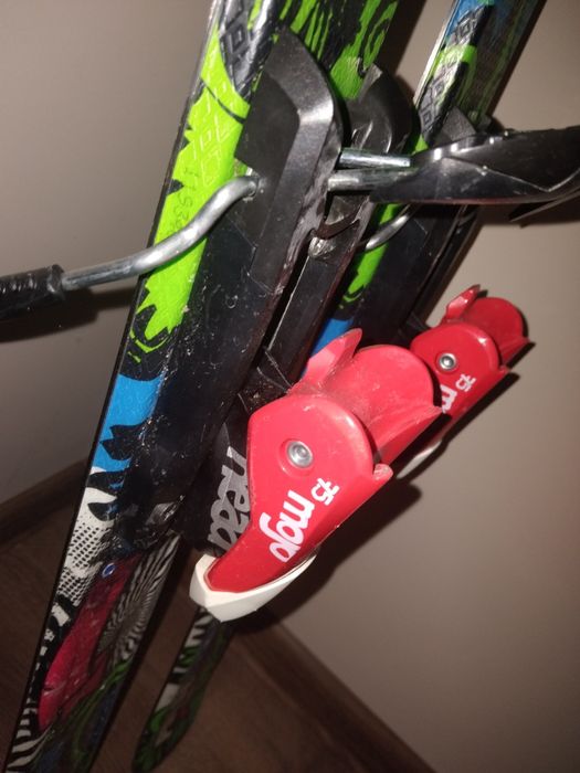 Детски ски 130. ELAN (PulseTeam / Tecno pro)+ каска и щеки + подарък