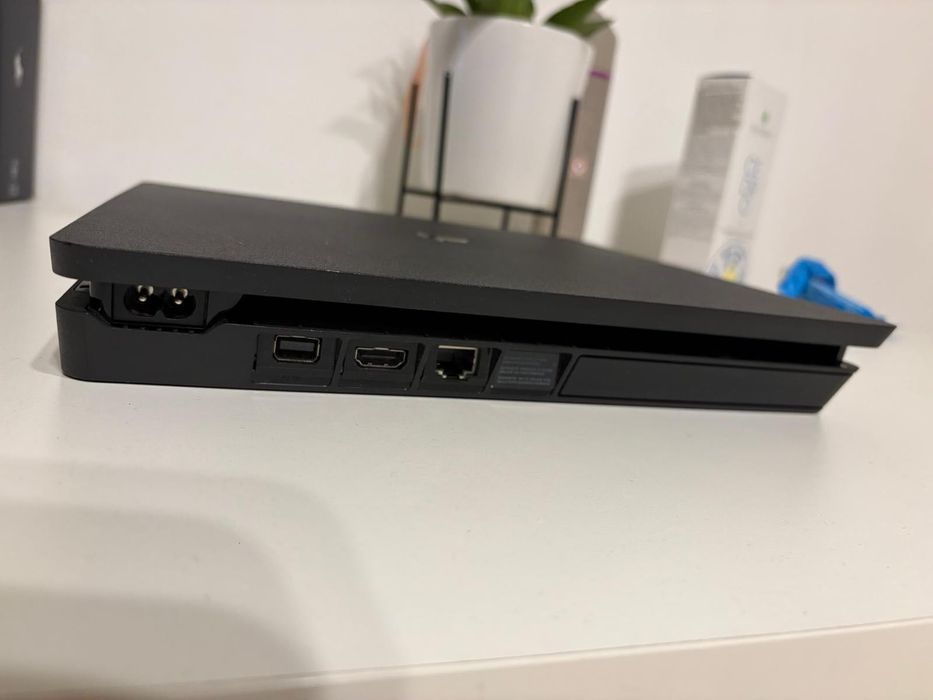 PS4(PlayStation 4) Slim