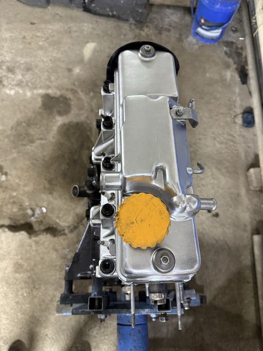 Продам Двигатель на ВАЗ  8кл