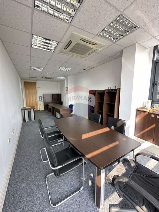 Продава се Офис в Варна, Младост 2 - 49 кв.м за 1633 €/кв.м - Снимка #2