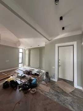 Юнусабад, продаётся срочно квартира в состоянии коробки;