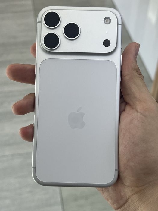 iPhone 17 Pro Max