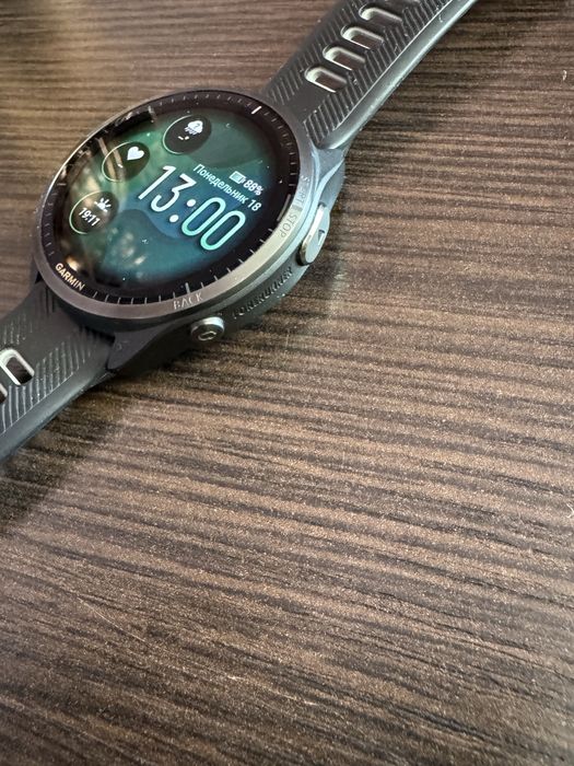 Смарт часы Garmin Forerunner 965