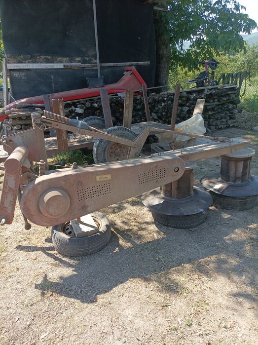 Vând freza agricola și cositoare